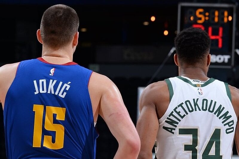 Nikola Jokić i Giannis Antetokounmp (Foto: Twitter)