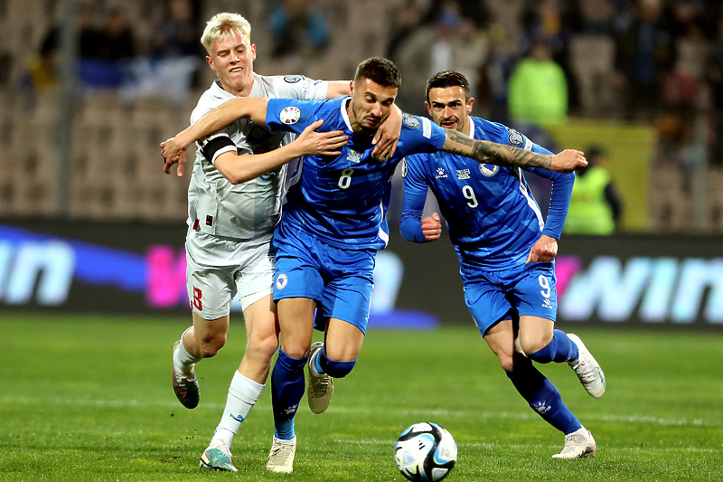 Krunić je postigao dva gola protiv Islanda (Foto: EPA-EFE)