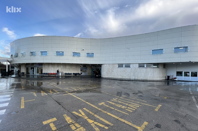 Zgrada putničkog terminala Međunarodnog aerodroma Tuzla (Foto: A. K./Klix.ba)