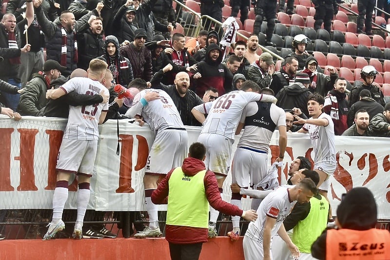 Odličan meč odigran je na novom travnjaku Tušnja (Foto: T. S./Klix.ba)