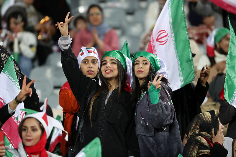 Iranske navijačice tokom prijateljske fudbalske utakmice između Irana i Rusije (Foto: EPA-EFE)