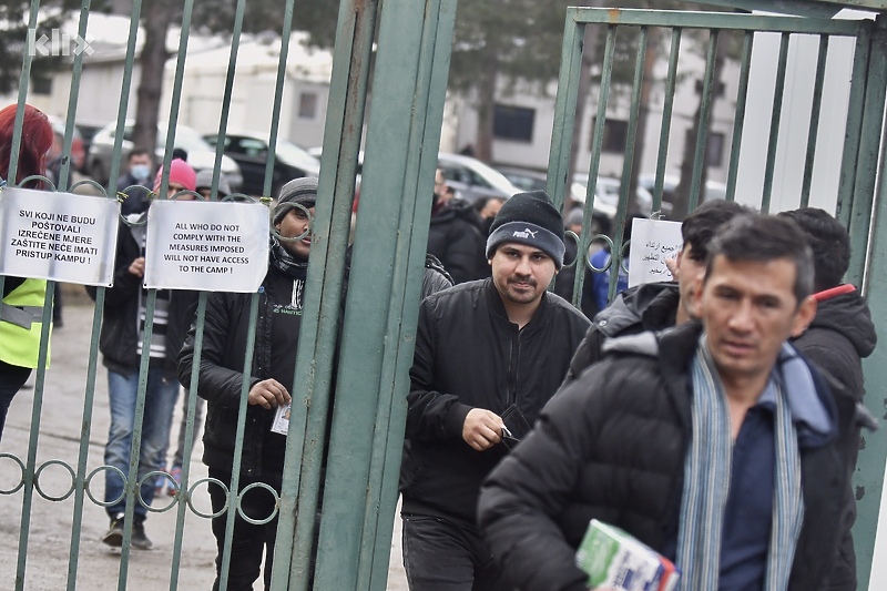 U prihvatnim centrima se nalazi oko 990 migranata (Foto: T. S./Klix.ba)