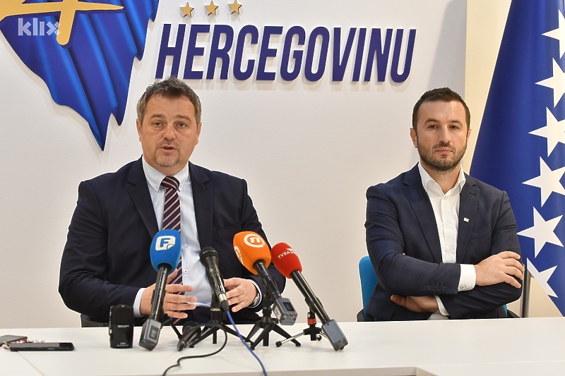 Predsjednici NES-a i SBiH, Nermin Ogrešević i Semir Efendić (Foto: D. S./Klix.ba)