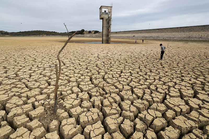 Ispucala zemlja uslijed nedostatka kiše i velikih suša u Tunisu (Foto: EPA-EFE)