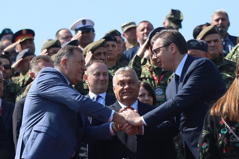 Dodik, Orban i Vučić na današnjoj paradi (Foto: Instagram)