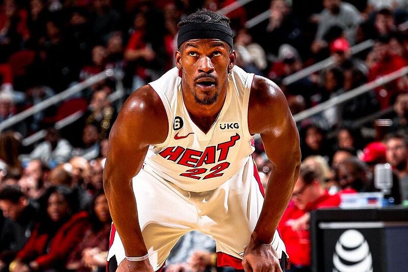 Jimmy Butler Inset Inspirativna životna priča Jimmyja Butlera: Od izbacivanja iz kuće s 13 ...