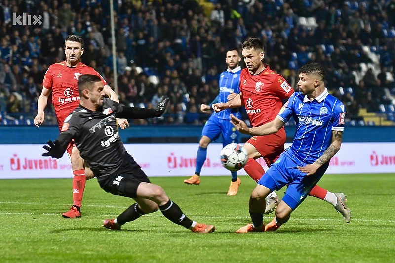 Vrlo sadržajan meč na Grbavici (Foto: T. S./Klix.ba)