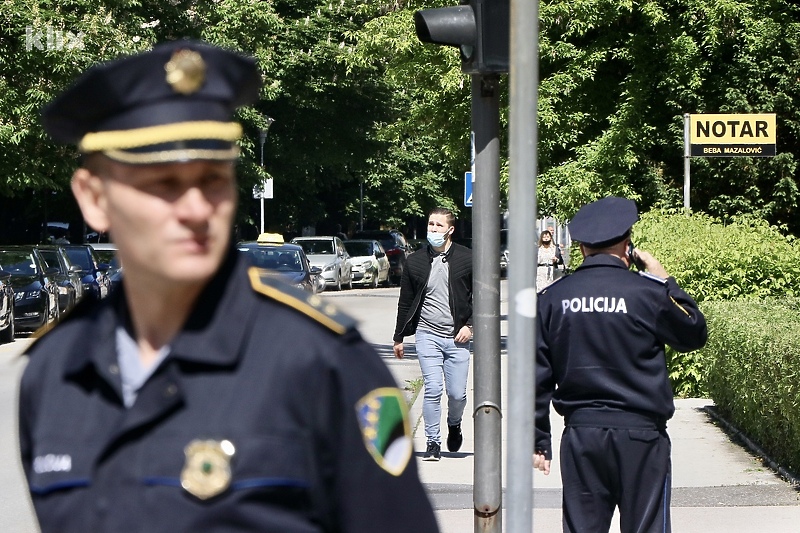 Provjere vlasnika oružja će vršiti pripadnici MUP-a TK (Foto: A. K./Klix.ba)