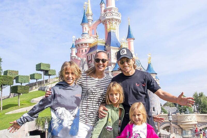 Luka Modrić s porodicom (Foto: Instagram)
