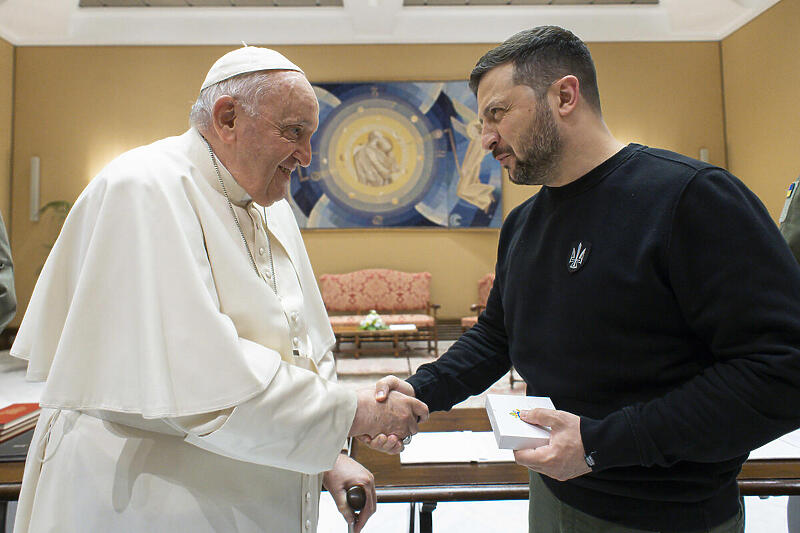 Papa Franjo i Volodimir Zelenski