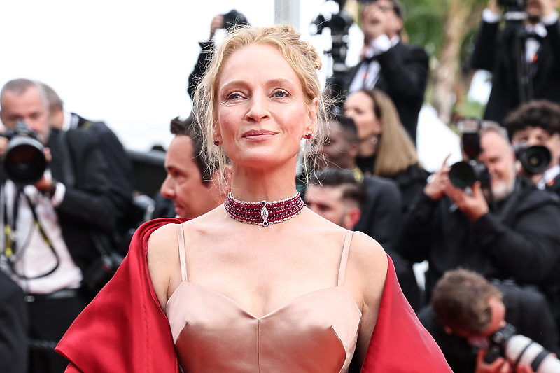 Glamurozna Uma Thurman na crvenom tepihu u Cannesu