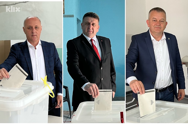 Aljić, Kozarević i Muhić tokom glasanja (Foto: A. K./Klix.ba)