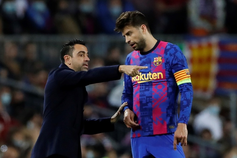 Xavi i Pique (Foto: EPA-EFE)