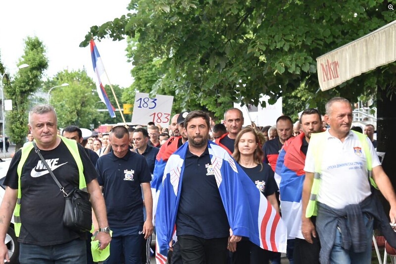 Petrović i rukovodstvo SDS-a u Banjoj Luci (Foto: Facebook / SDS)