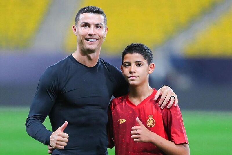 Ronaldo sa sinom Cristianom Juniorom (Foto: Twitter)