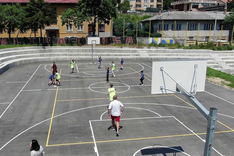 Sportsko igralište u sarajevskom naselju Velešići (Foto: Općina Novo Sarajevo)