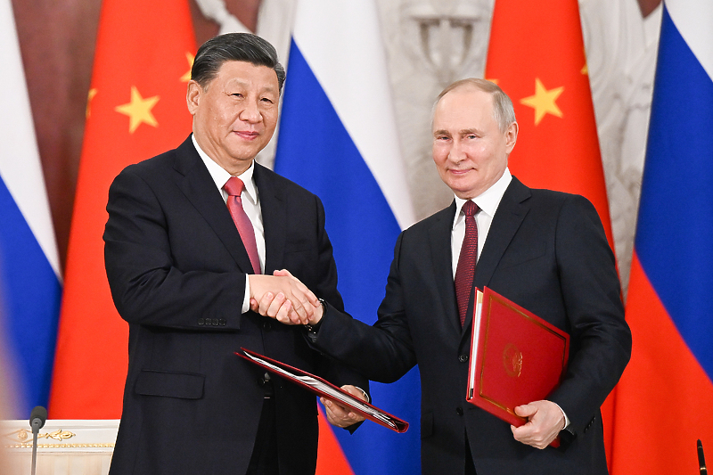 Xi Jinping i Vladimir Putin tokom ranijeg susreta (Foto: EPA-EFE)