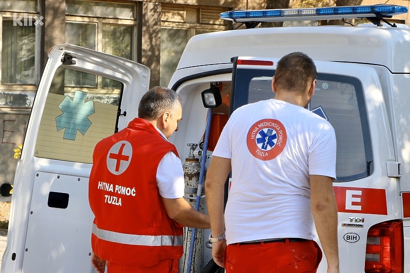 Službenici tuzlanske hitne pomoći imaju pune ruke posla (Foto: Arhiv/Klix.ba)