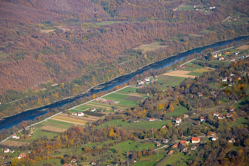 Rijeka Drina razdvaja BiH i Srbiju, ali za mnoge je bila most u bjekstvo (Foto: Shutterstock)