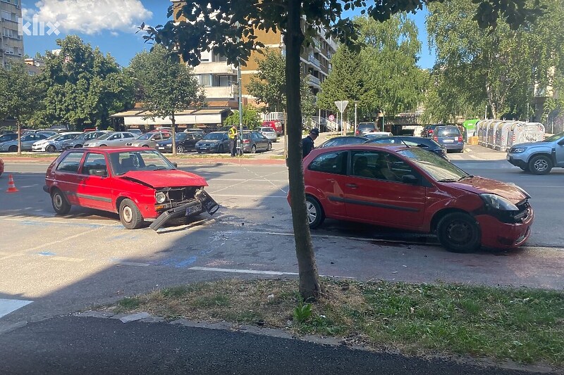 Sarajevo: Sudarila se dva vozila (Foto: Klix.ba)