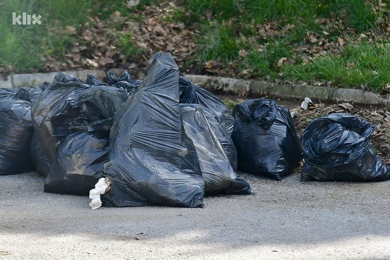 Rad: Cijene odvoza smeća u Sarajevu nisu mijenjane duže od dvije decenije (Foto: D. S./Klix.ba)