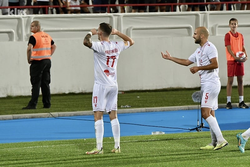 Slavlje Malekinušića nakon gola za 5:0 (Foto: D. S./Klix.ba)