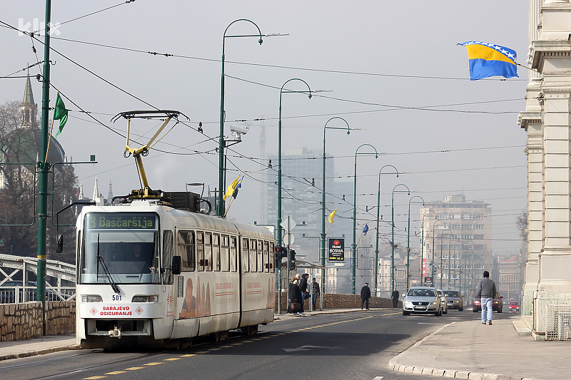 Radar će biti postavljen i kod BH Pošte na Obali Kulina bana (Foto: D. S./Klix.ba)