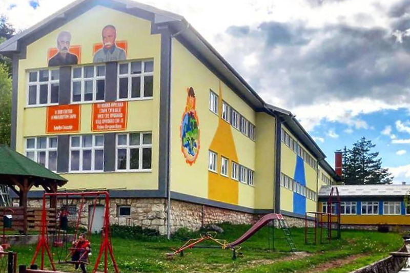 Osnovna škola u Kalinoviku