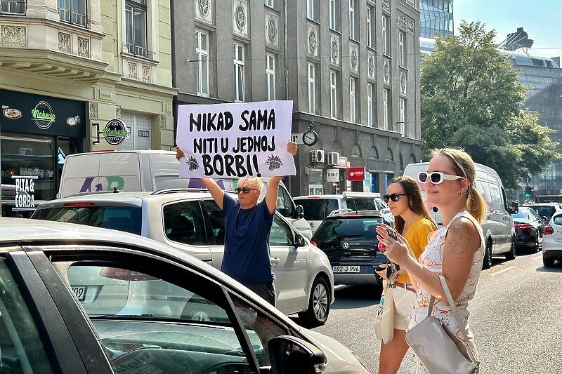 Kratkotrajno obustavljen saobraćaj na Mirjin Dvoru (Foto: Klix.ba)