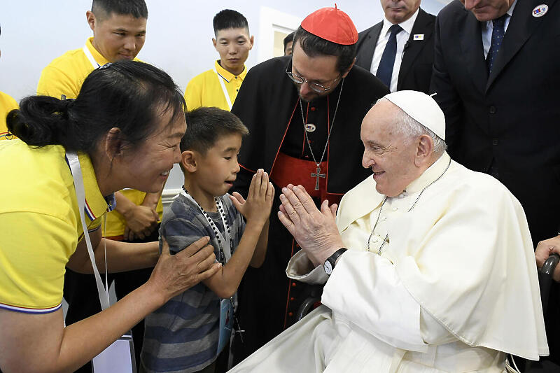 Papa Franjo tokom posjete Mongoliji (Foto: EPA-EFE)