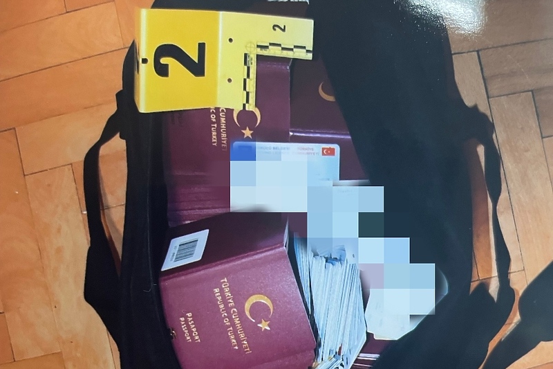Oduzeti pasoši (Foto: MUP KS)