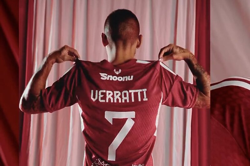 Marco Verratti u dresu novog kluba (Foto: Twitter)