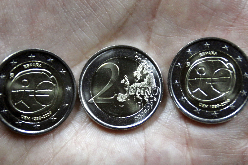 Najviše falsifikovanih kovanica od dva eura (Foto: EPA-EFE)