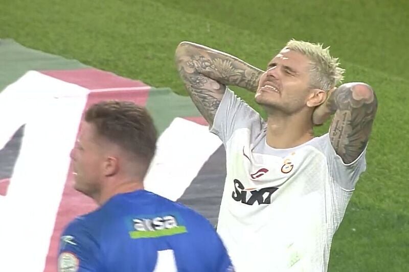 Icardi nakon promašenog penala (Foto: Screenshot)