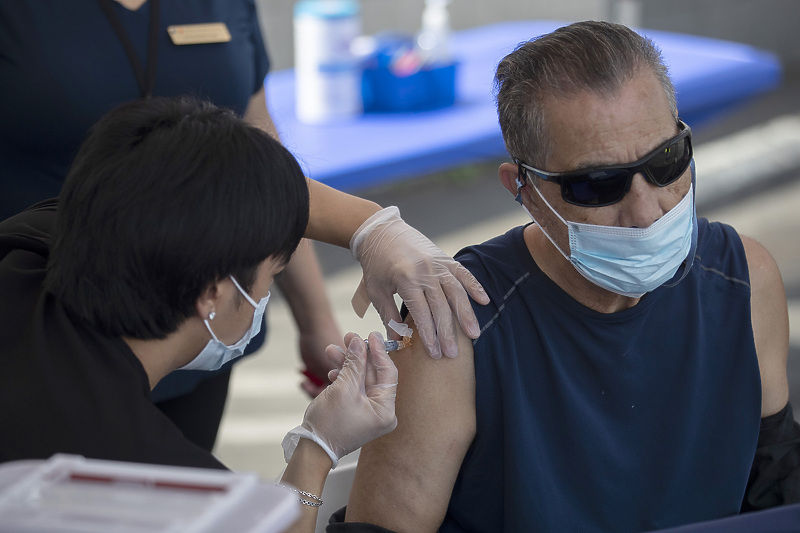 Iz WHO-a poručili da su vakcine protiv gripe sigurne i učinkovite (Foto: EPA-EFE)