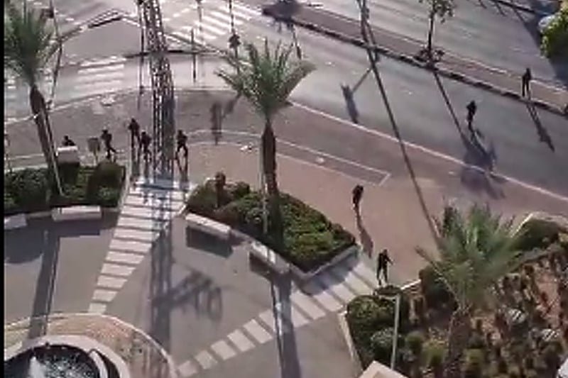 Pripadnici Hamasa na ulicama južnog dijela Izraela (Screenshot: X)