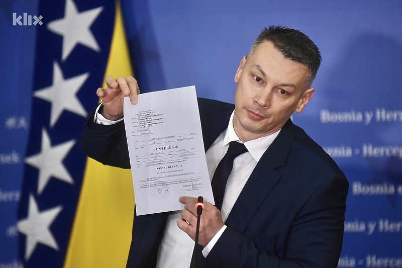 Nešić: Schmidt u BiH boravi na osnovu diplomatske note Njemačke ambasade (Foto: T. S./Klix.ba)