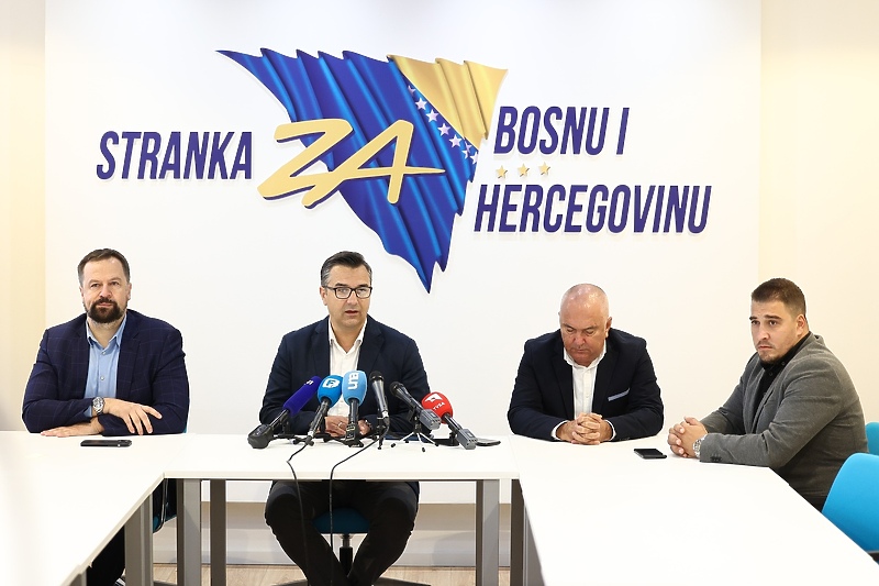 Muamer Bandić, Dženan Selimbegović, Almir Bečarević i Haris Zahiragić (Foto: I. L./Klix.ba)