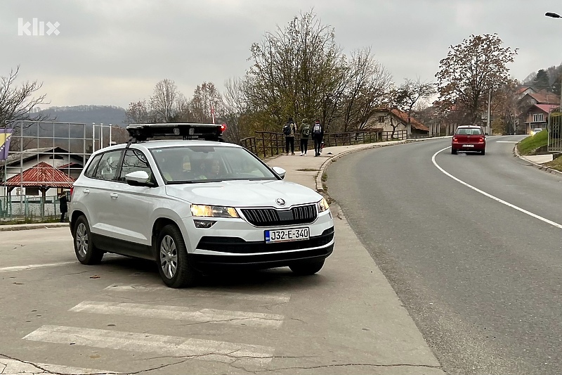 Tuzlanska policija prekršaje evidentira i uz pomoć presretača (Foto: A. K./Klix.ba)