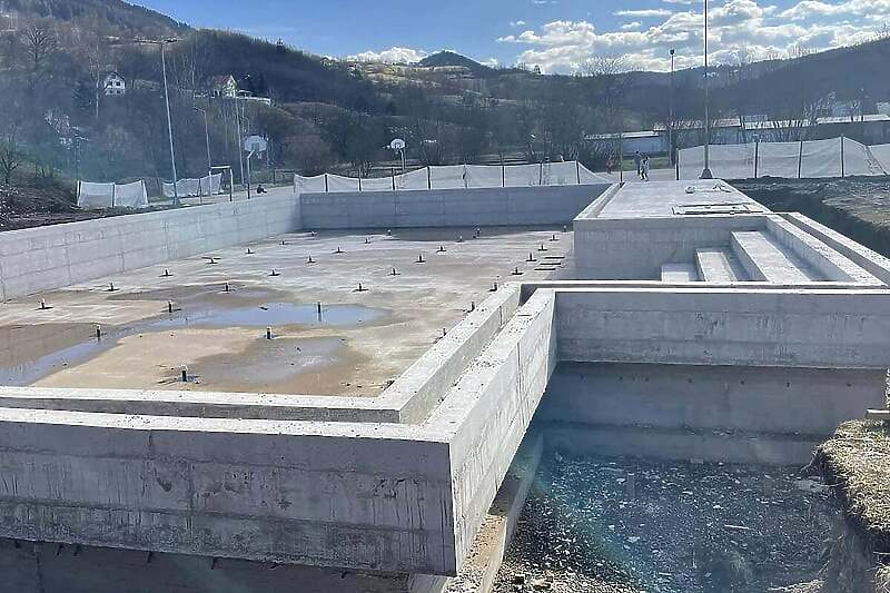 Gradnja poluolimpijskog bazena u Olovu