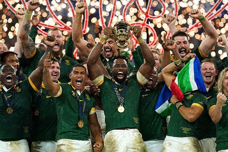 Ragbijaši Južnoafričke Republike s peharom prvaka svijeta (Foto: Twitter)