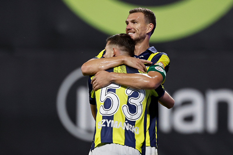 Džeko nastavlja s impresivnim igrama (Foto: Fenerbahče SK)