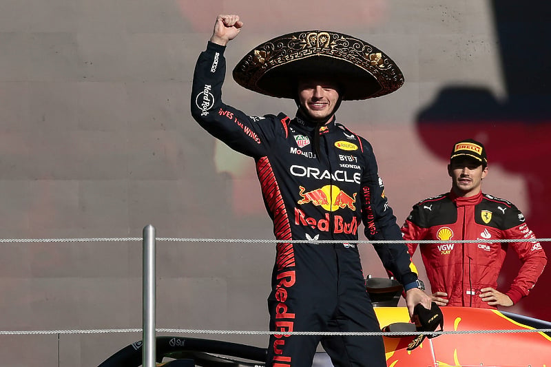 Verstappen tokom proslave (Foto: EPA-EFE)