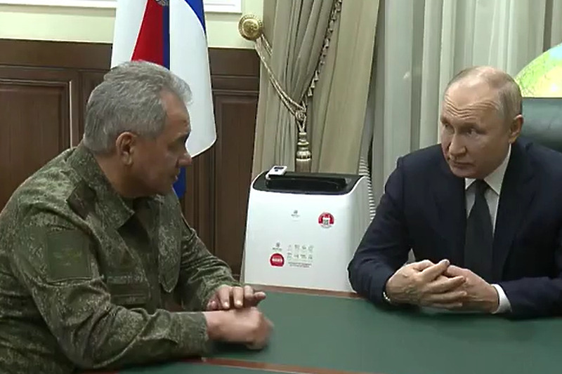 Šojgu i Putin tokom sastanka