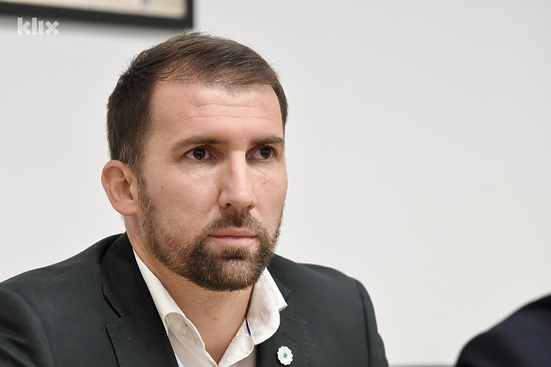 Adnan Delić, ministar za rad i socijalnu politiku FBiH (Foto: D. S./Klix.ba)