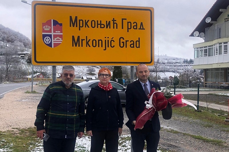Mioković, Melank i Girt u Mrkonjić Gradu (Foto: Facebook)