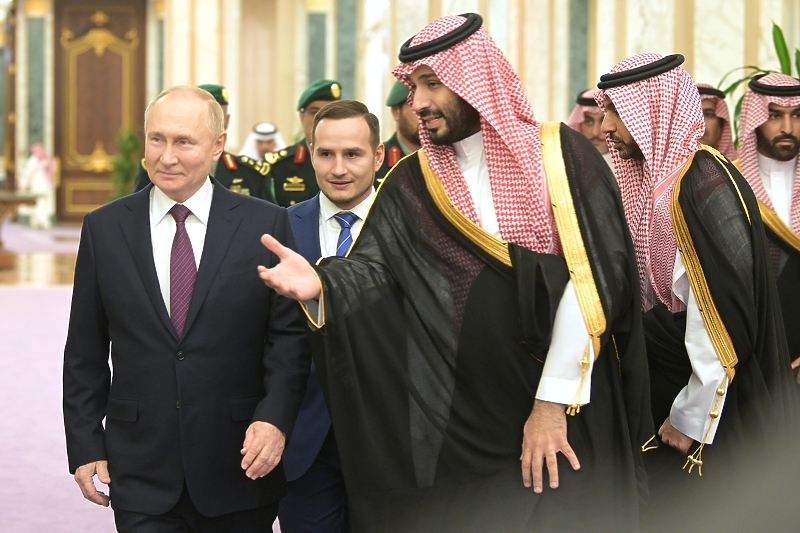 Putin i Bin Salman uoči sastanka u Rijadu (Foto: EPA-EFE)