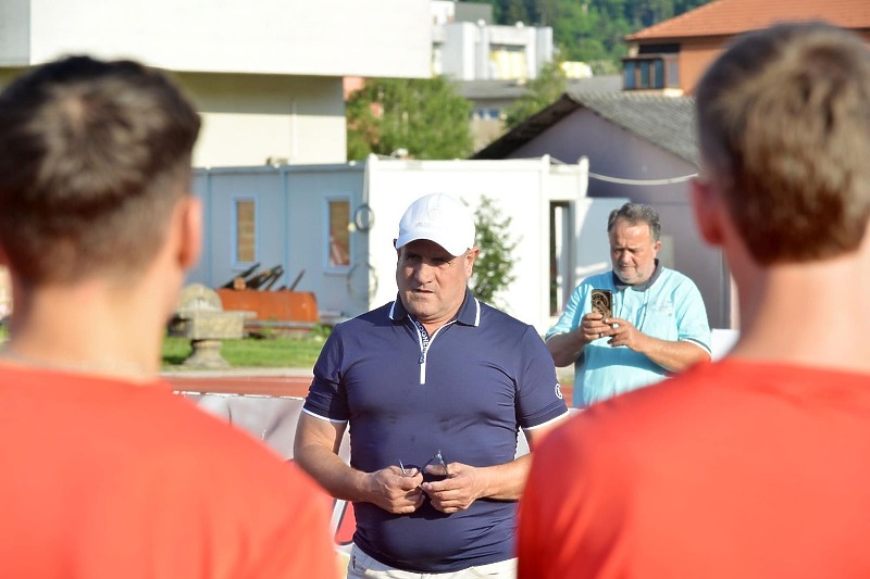 Sada već bivši predsjednik kluba Senad Mujkanović (Foto: FK Sloboda)