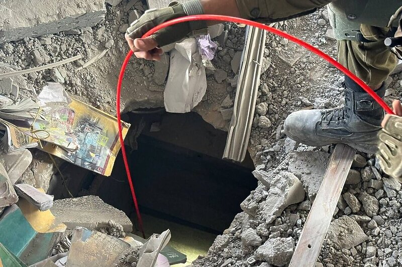 Izraelska vojska prilikom navodnog pronalaska jednog od tunela Hamasa, 9. decembar (X.com)
