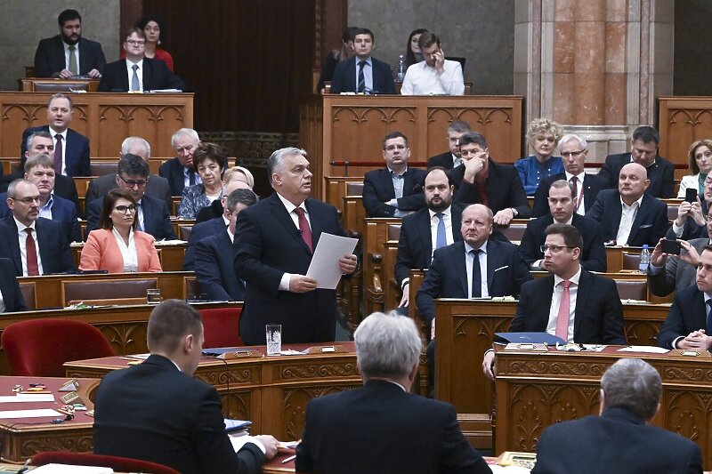 Orban u parlamentu (Foto: EPA-EFE)